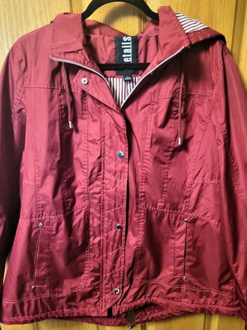 d.e.t.a.i.l.s Hooded Utility Jacket Red XL New with tags